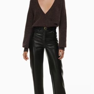 Aritzia Black Cropped Pants